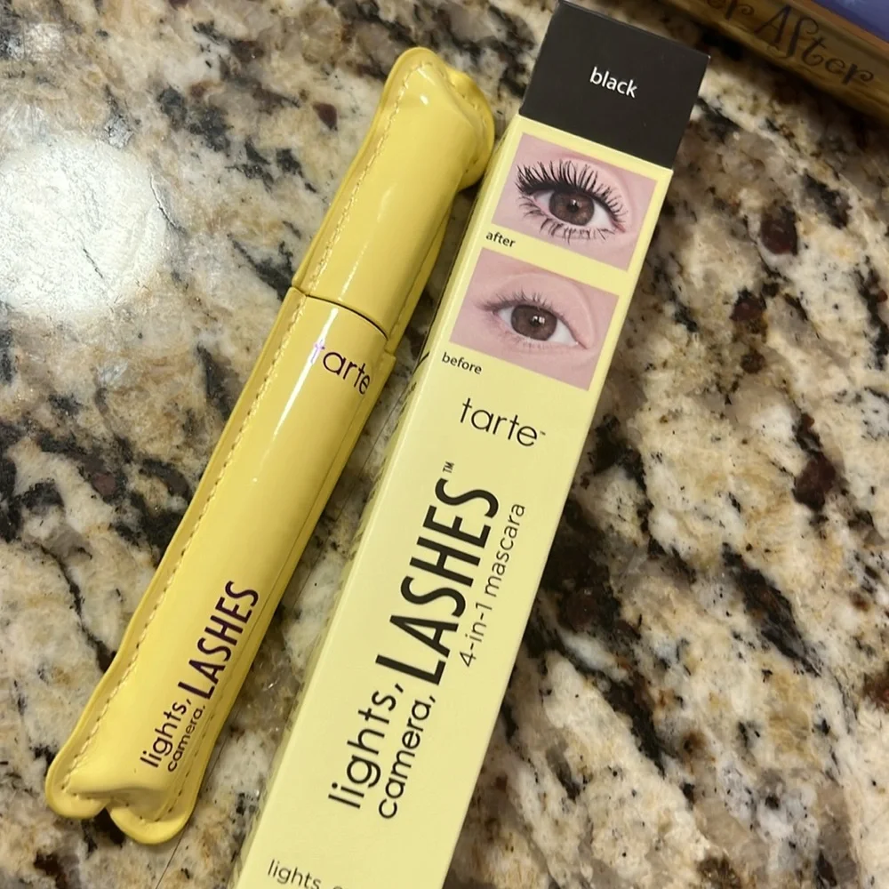 💕🌙Tarte Lights, Camera, Lashes Mascara Full Size